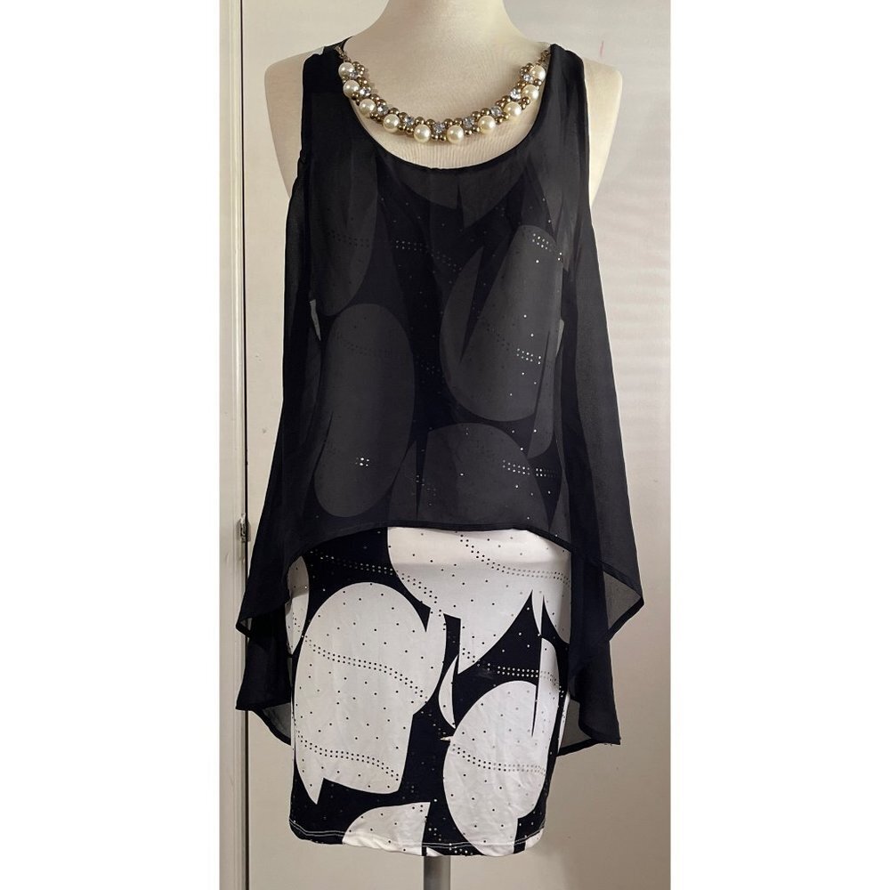 Ladies Ipona Collection Layered Tank Top w/Necklace Size Medium